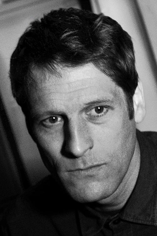 汤姆·费舍尔头像