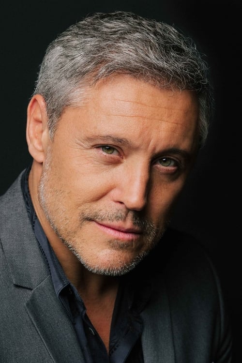 麦克斯·瑞恩头像