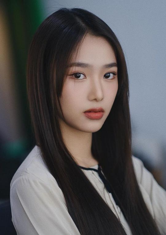 拉查楠·玛哈菀头像