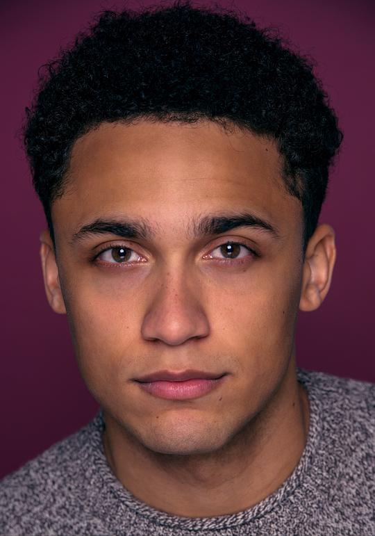 科顿·摩尔头像