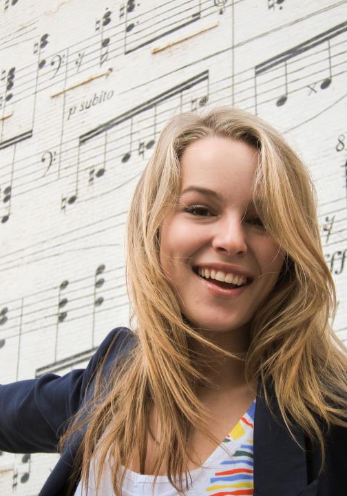 布丽奇·门德勒头像