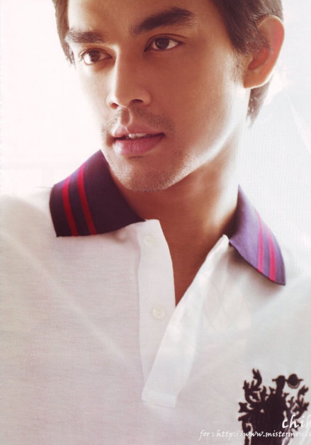 巴迪潘·巴塔卫刚头像