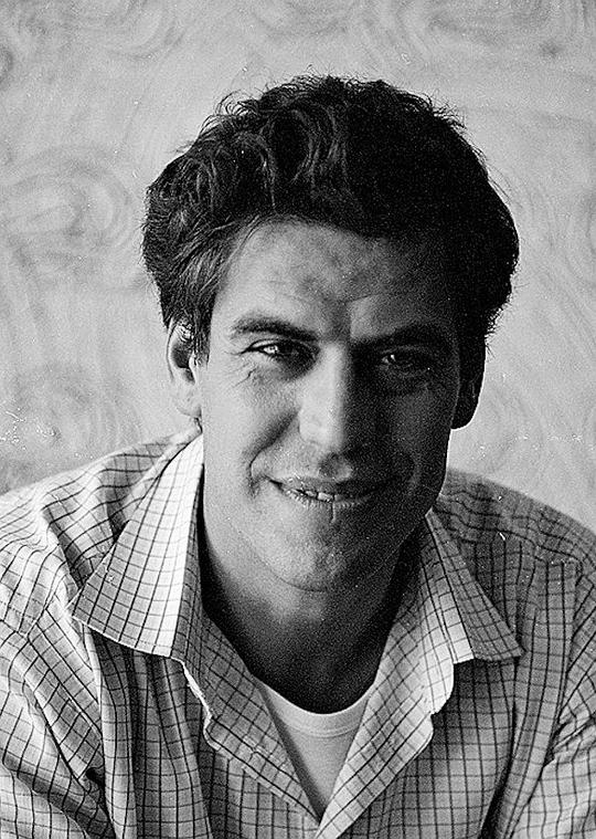 德米特里·迪尤舍夫头像