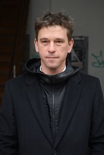 彼得·施耐德头像