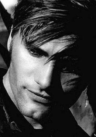 维果·莫腾森头像