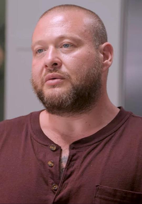 埃克申·布朗森头像