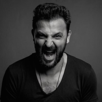 欧赞·艾贾头像