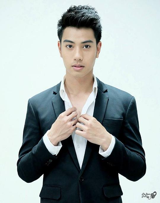 帕庞科恩·勒查林波特头像