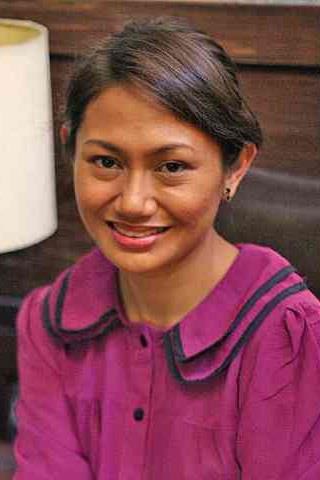 安吉莉·芭雅妮头像