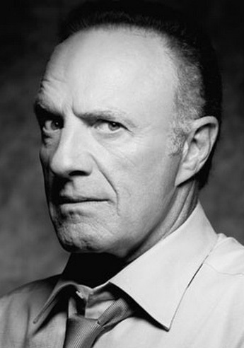 詹姆斯·肯恩头像