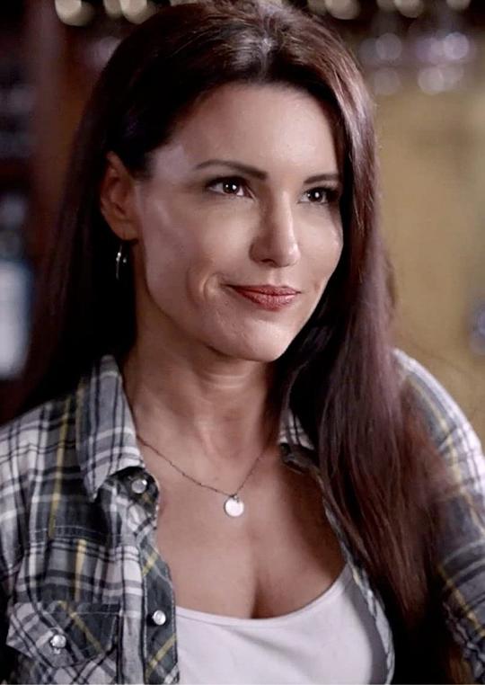 梅西·麦克利头像