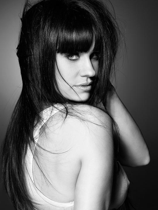 南希·杜普拉头像