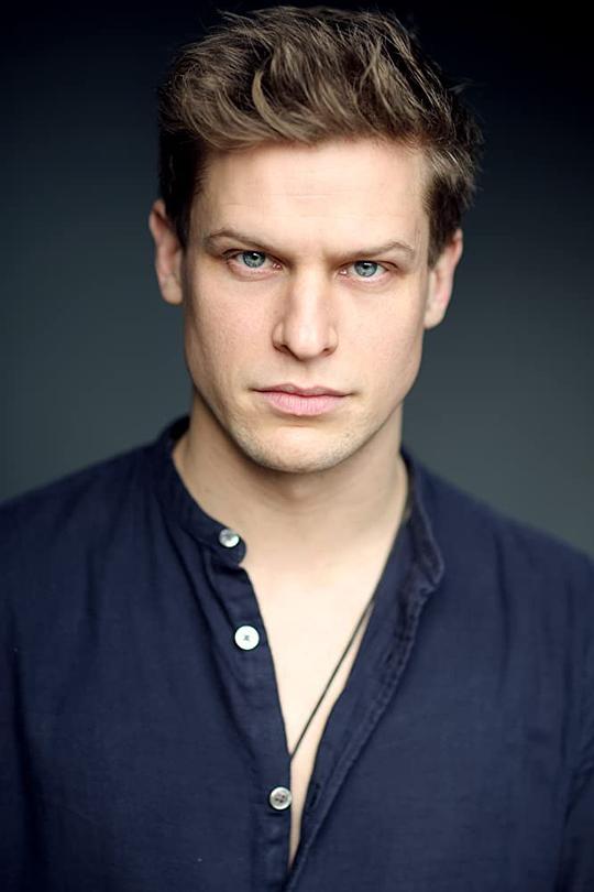 马克斯·班内特头像