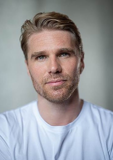 乔·麦考利头像