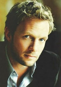 鲁伯特·彭利-琼斯头像