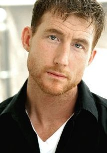 桑迪·罗布森头像