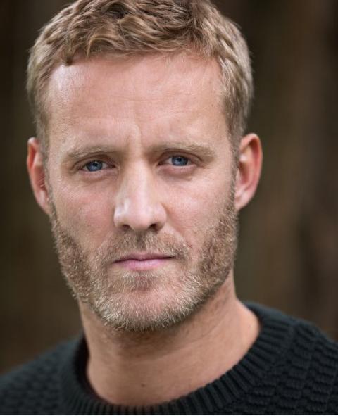 朱利安·米勒头像