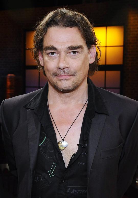 马丁·费弗尔头像