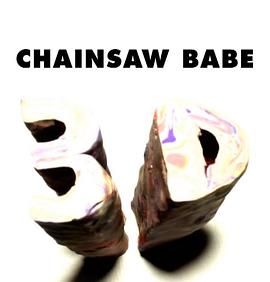 电锯女孩封面图