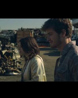 废墟上的风景封面图