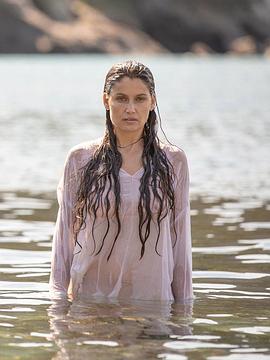 Une Île Season 1封面图