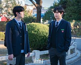 完美家庭封面图