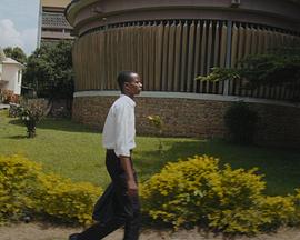 铁骨一代封面图